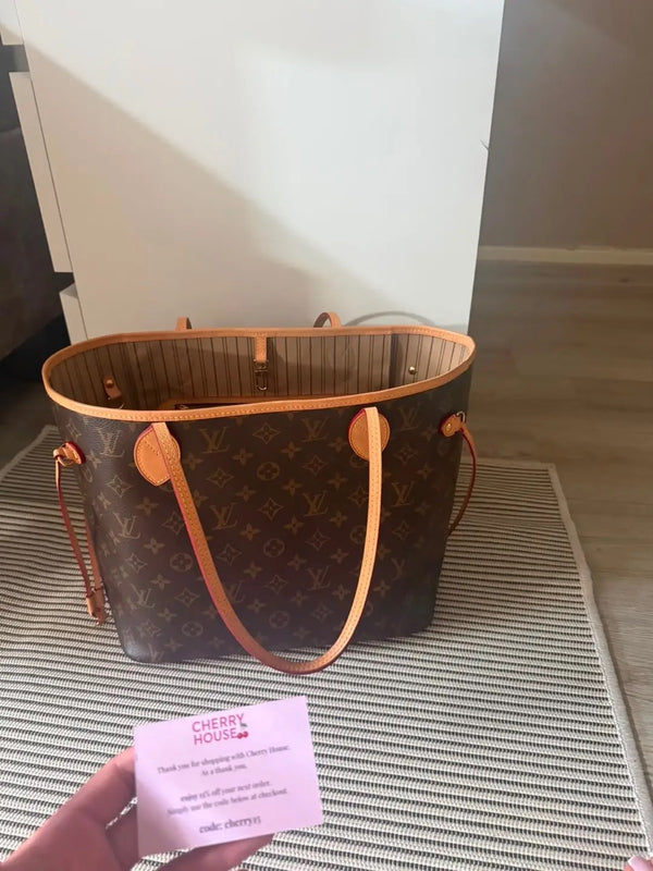 neverfull best back to school bag!